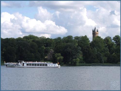 blick zum park babelsberg