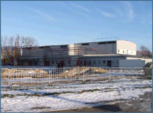 Provisorisches Hans-Otto-Theater - Blechbüchse